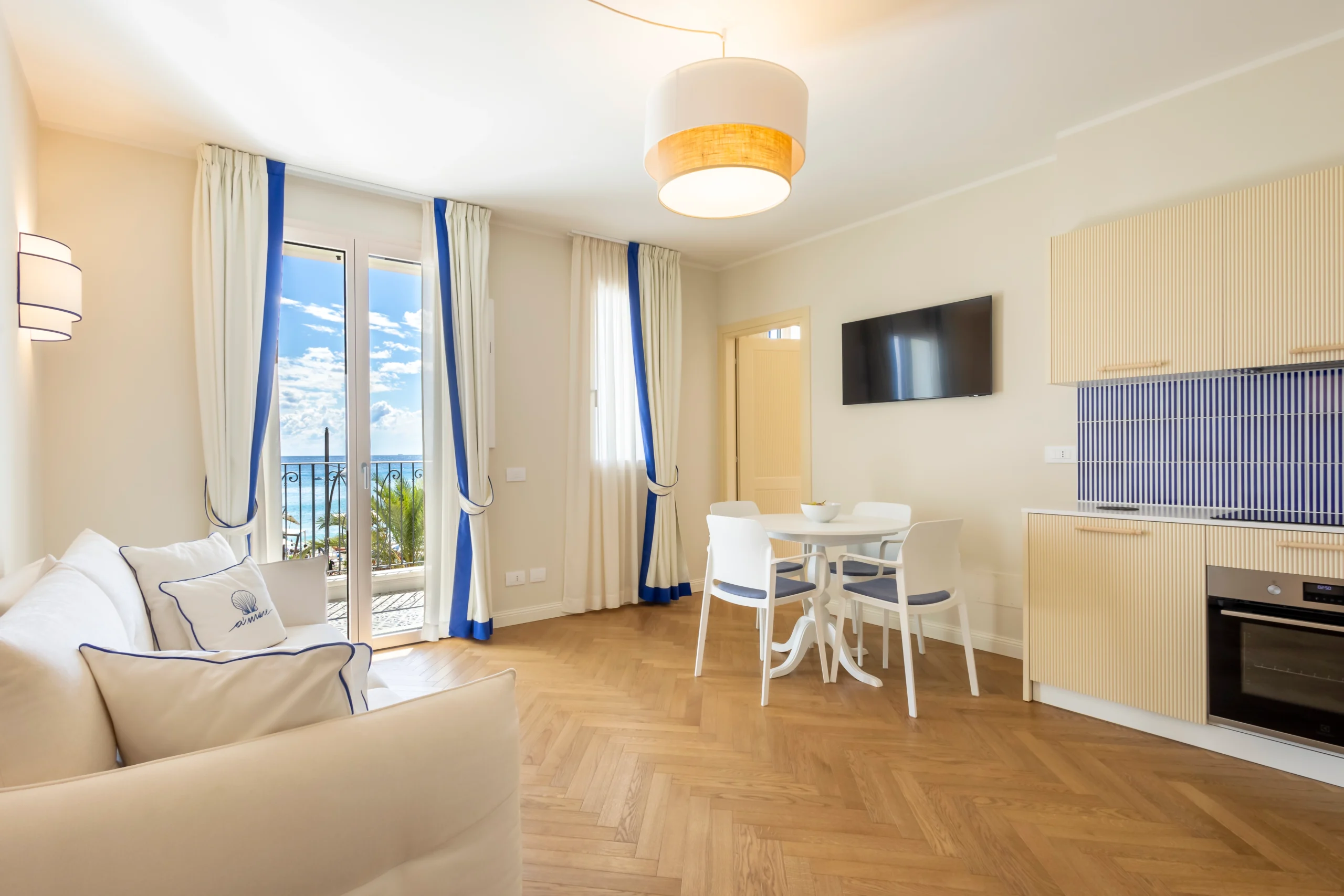 Copia di 3C3A8949-HDR-Modifica